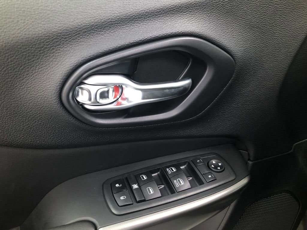 2021 Jeep Cherokee Latitude