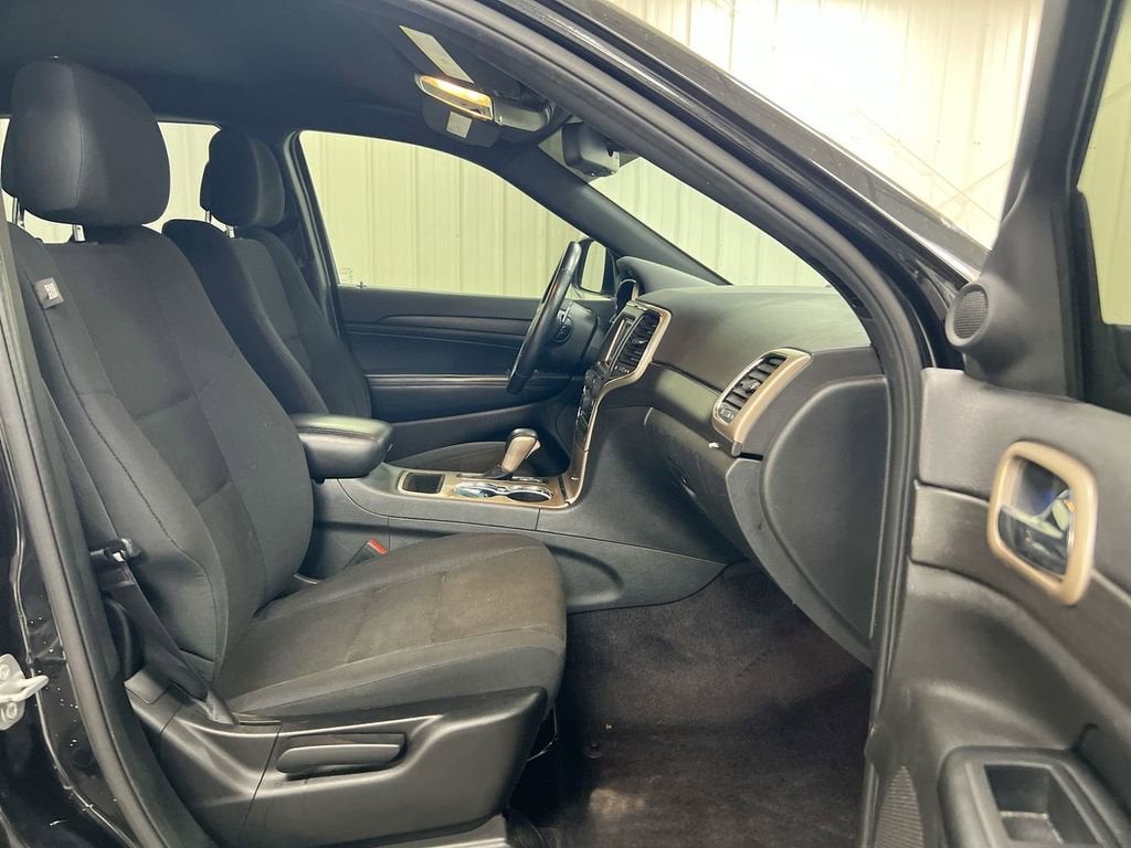 2016 Jeep Grand Cherokee Laredo