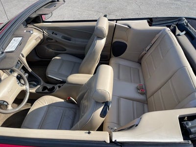 2000 Ford Mustang Base