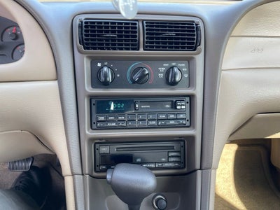 2000 Ford Mustang Base