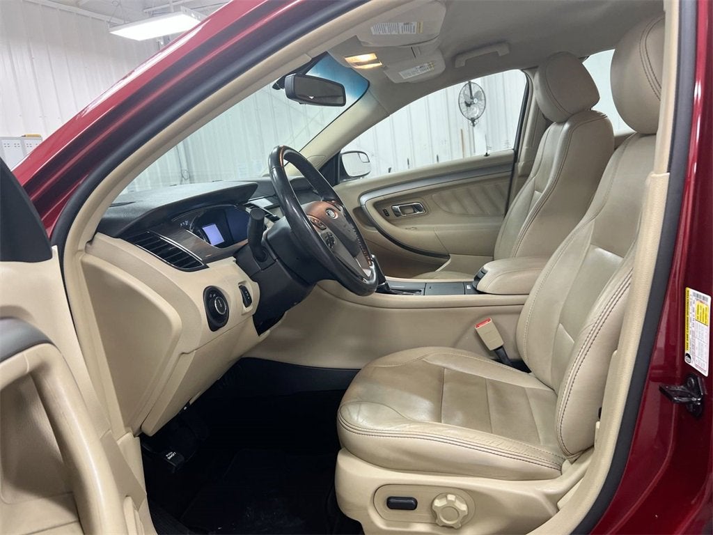 2013 Ford Taurus SEL