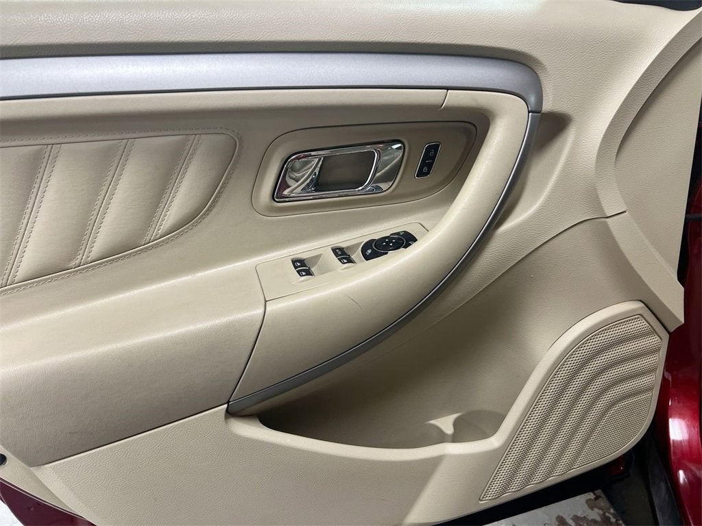 2013 Ford Taurus SEL