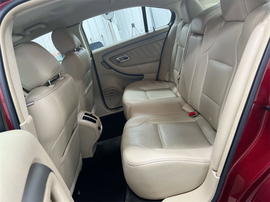 2013 Ford Taurus SEL