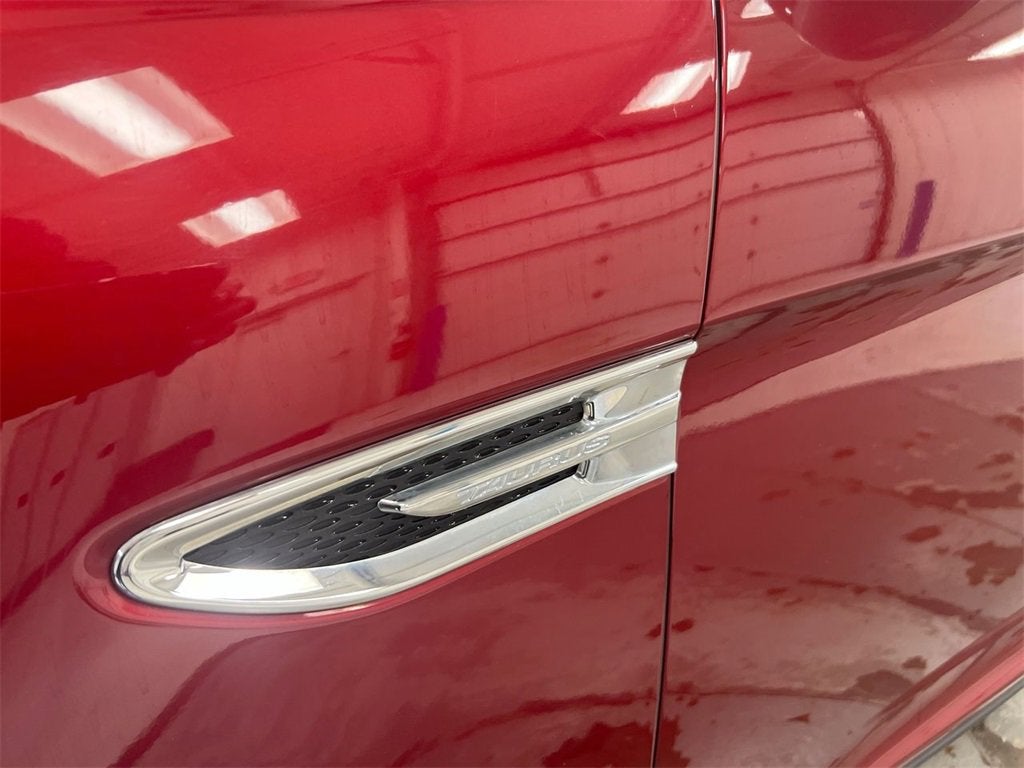 2013 Ford Taurus SEL