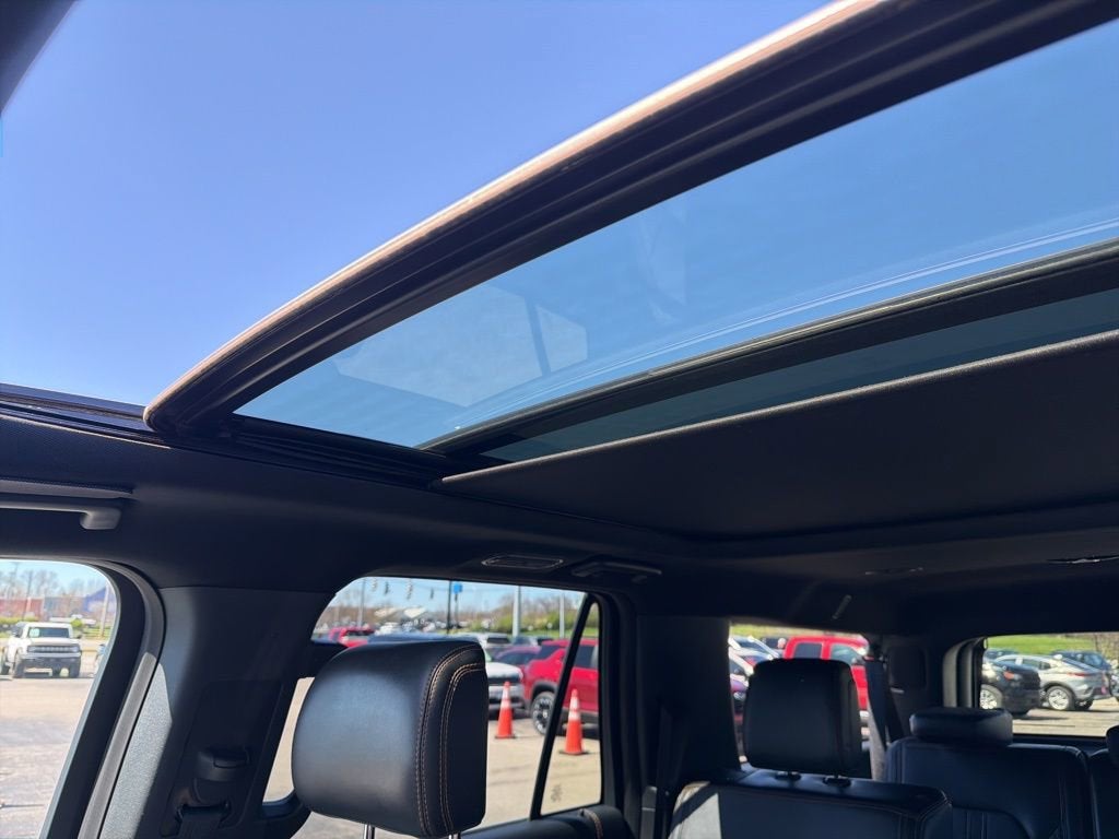 2022 Ford Expedition Max Platinum