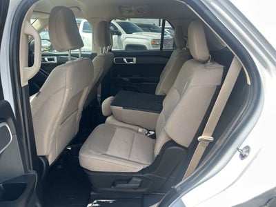 2021 Ford Explorer Base