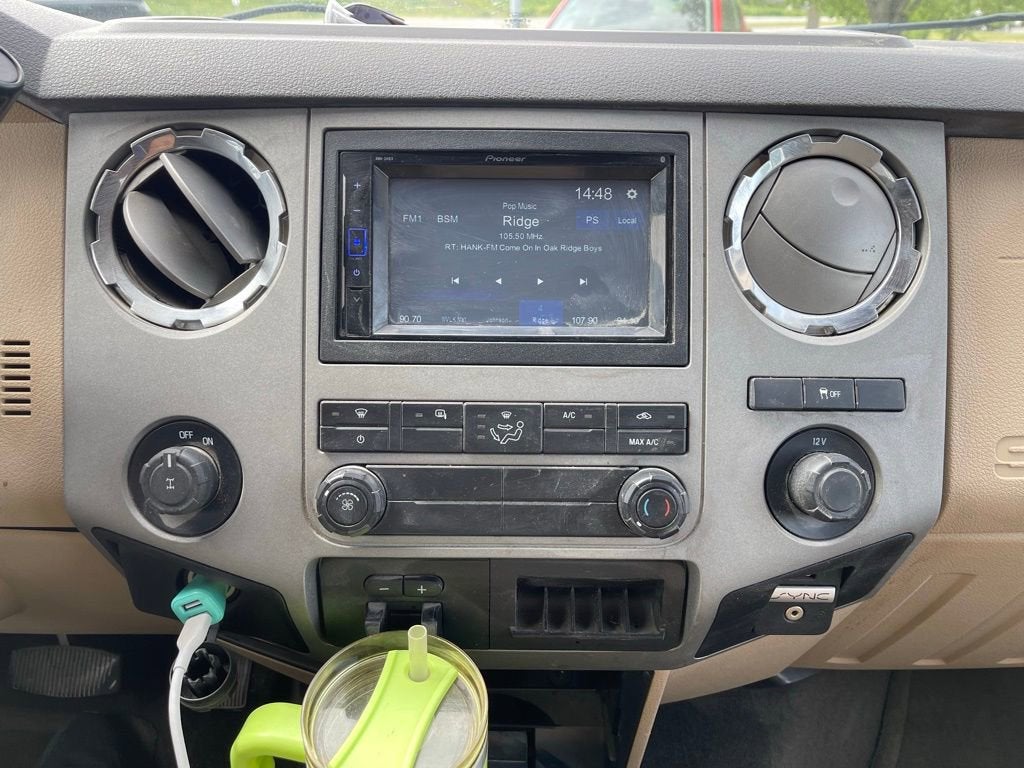 2016 Ford Super Duty F-350 SRW Lariat