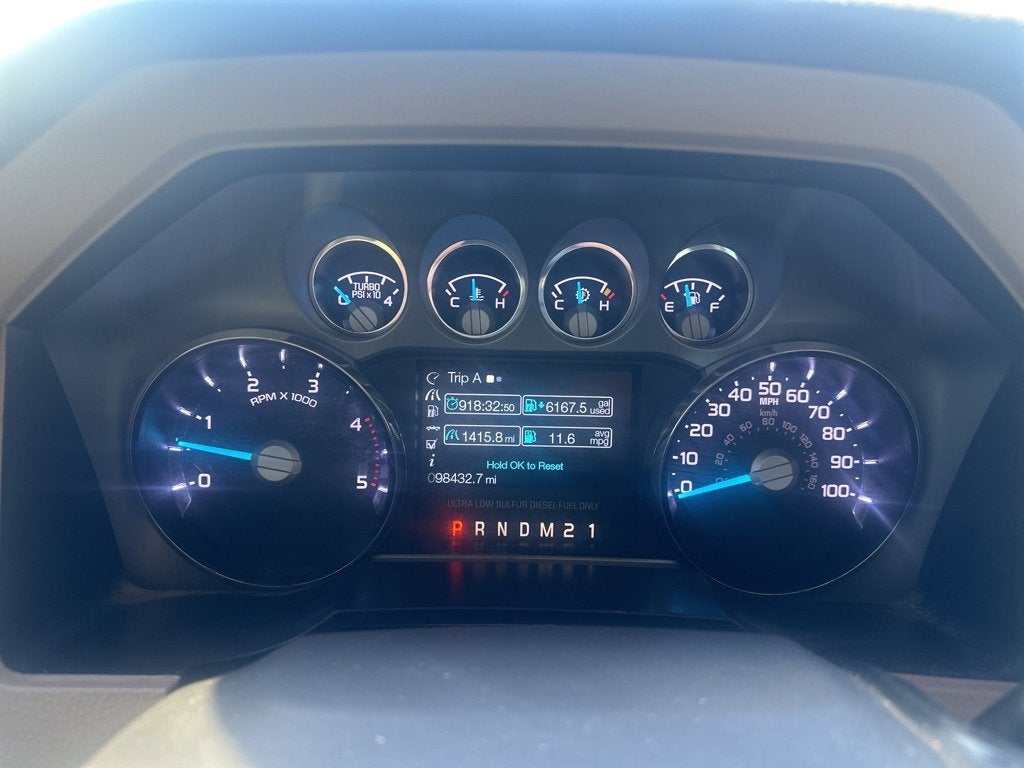 2013 Ford Super Duty F-350 DRW XL