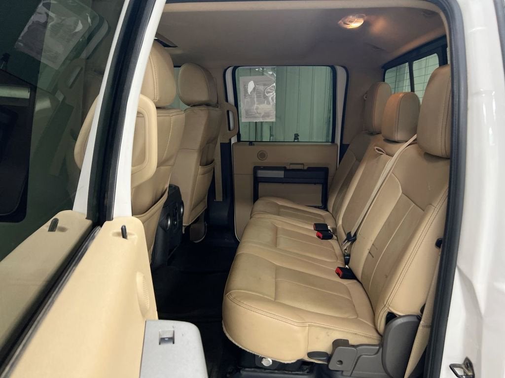 2013 Ford Super Duty F-350 DRW XL