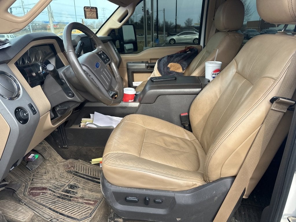 2013 Ford Super Duty F-350 DRW XL