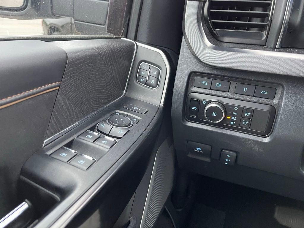 2023 Ford Super Duty F-450 DRW XL