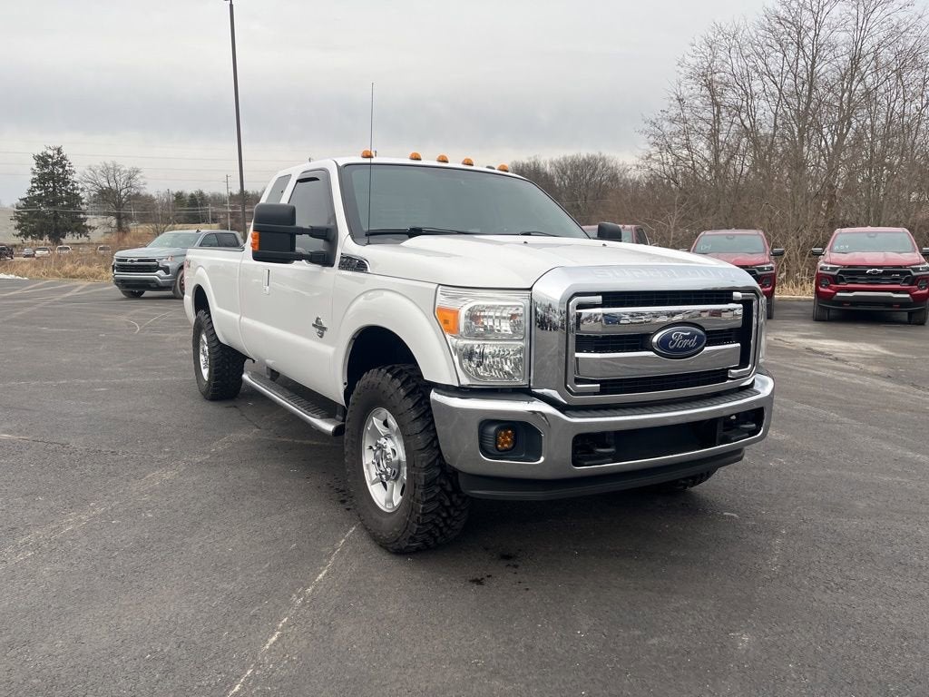 2016 Ford Super Duty F-350 SRW Lariat