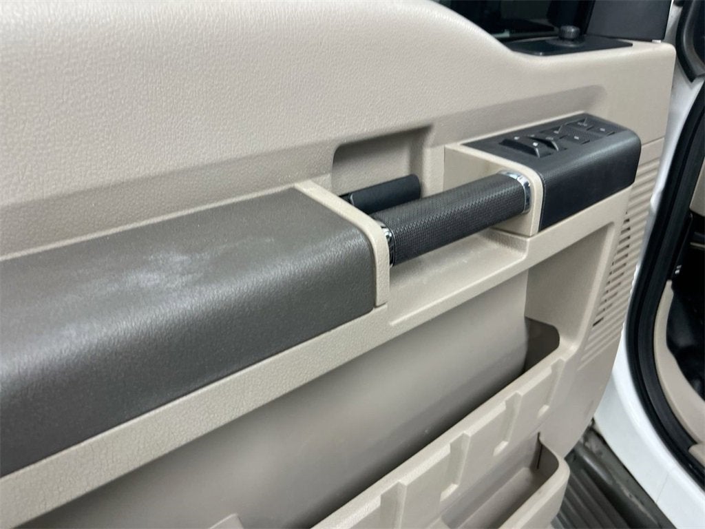 2010 Ford Super Duty F-250 SRW XL