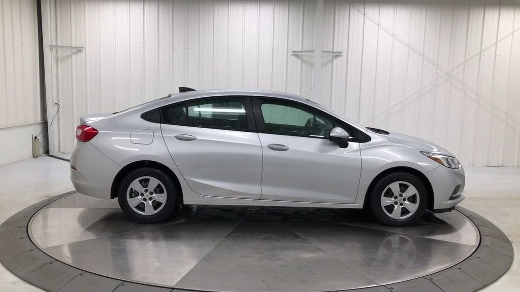 2017 Chevrolet Cruze LS