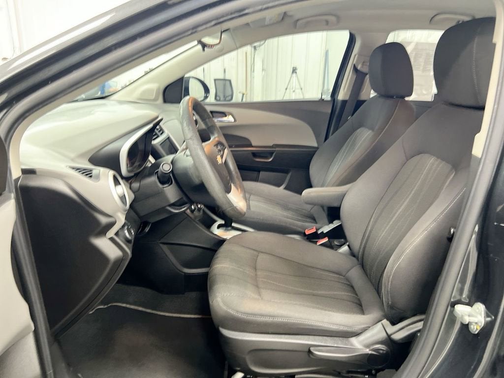 2020 Chevrolet Sonic LT Sedan