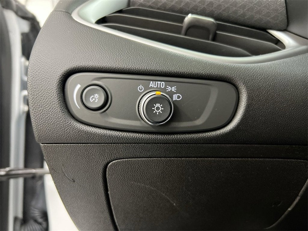 2022 Chevrolet Malibu LS