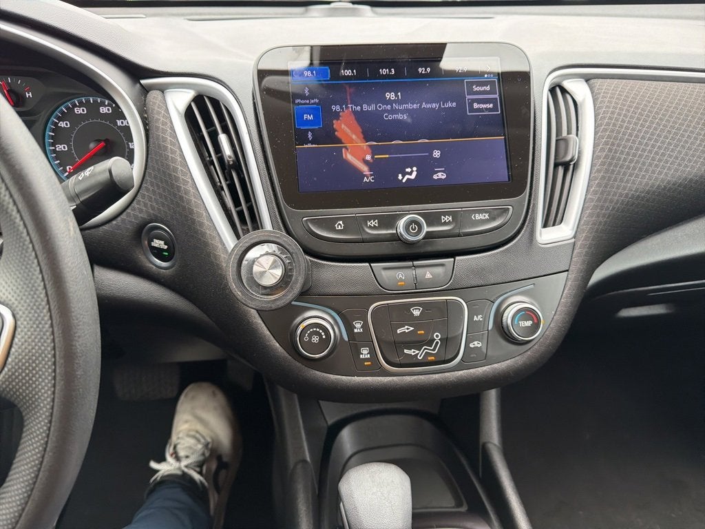 2024 Chevrolet Malibu LS