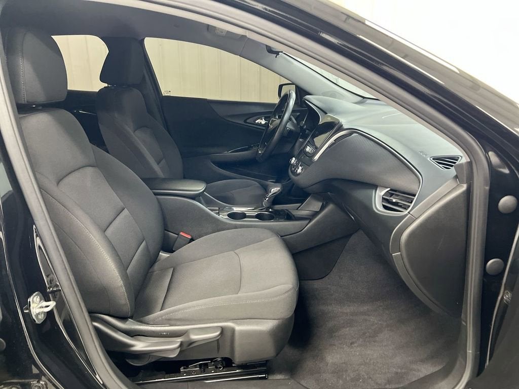 2021 Chevrolet Malibu RS