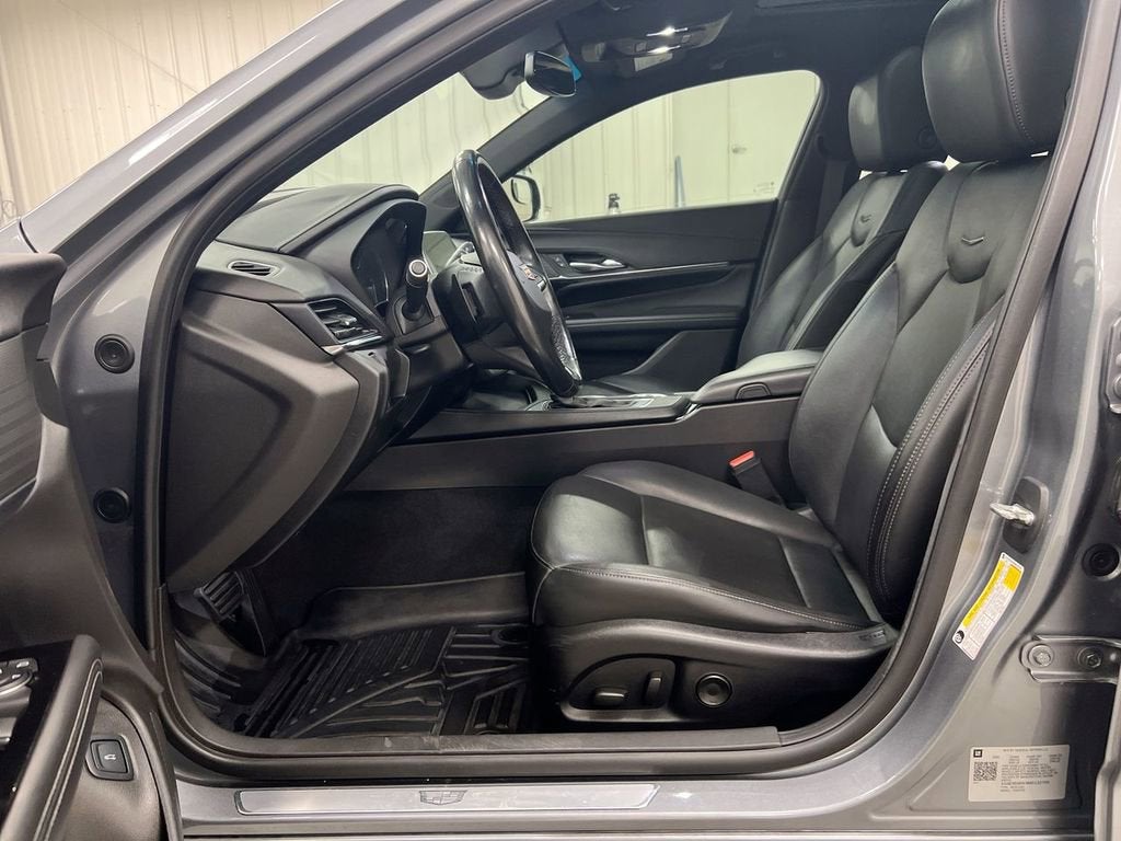 2021 Cadillac CT4 Premium Luxury