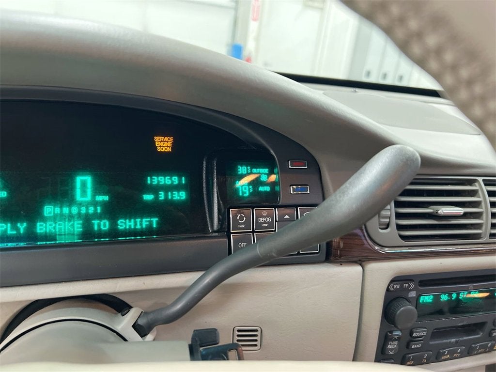 1999 Cadillac Deville Base