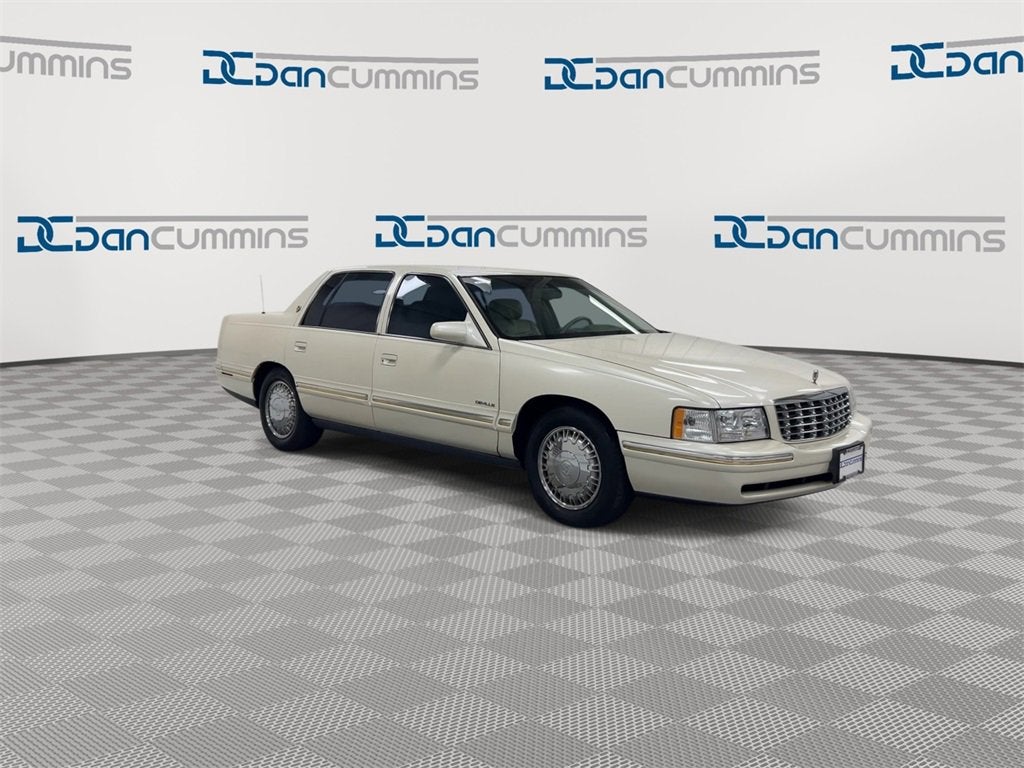 1999 Cadillac Deville Base