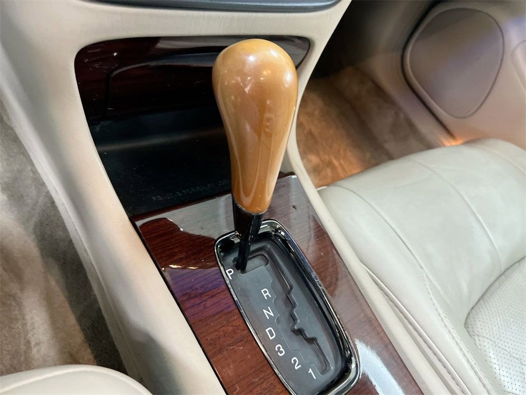 2002 Cadillac Deville DTS