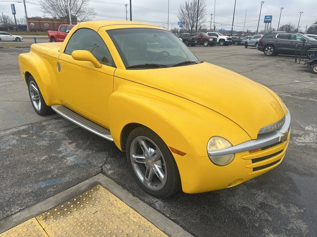 2004 Chevrolet SSR LS