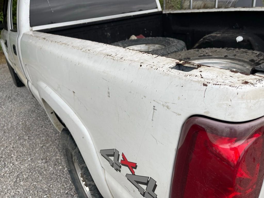 2003 Chevrolet Silverado 2500 HD LS