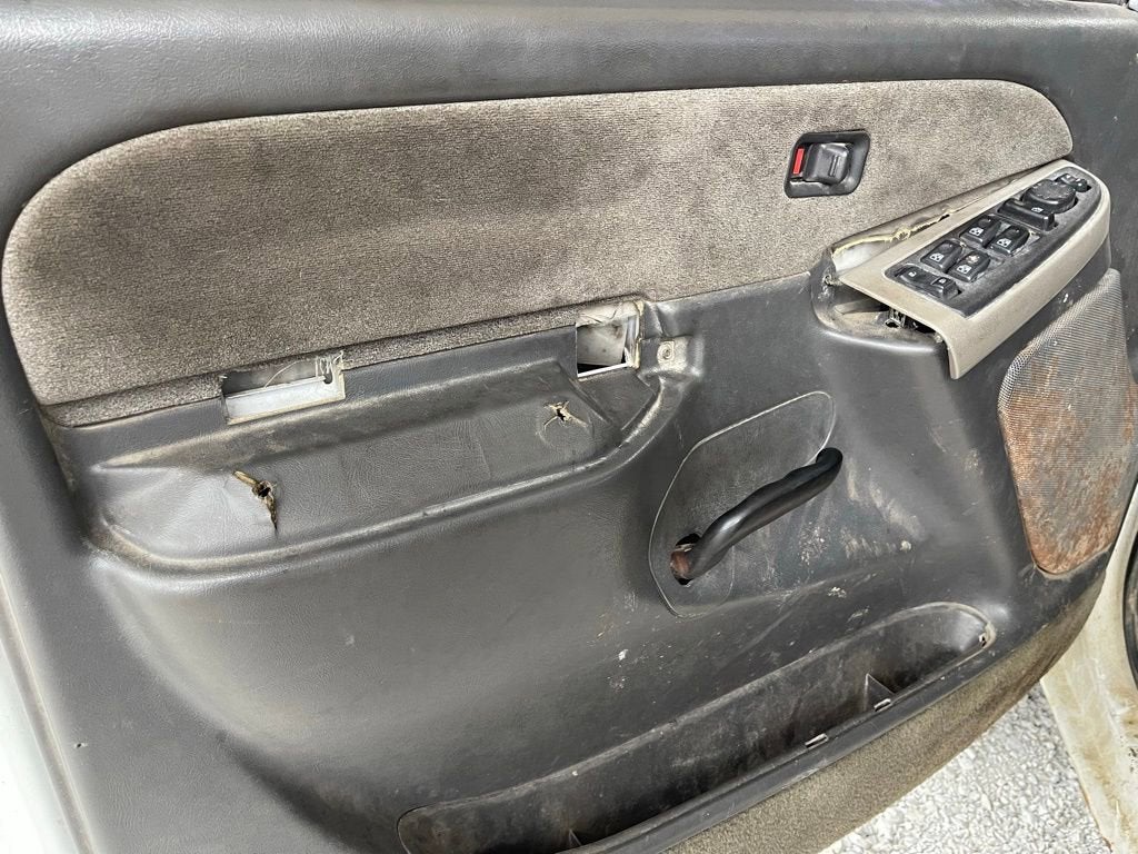 2003 Chevrolet Silverado 2500 HD LS