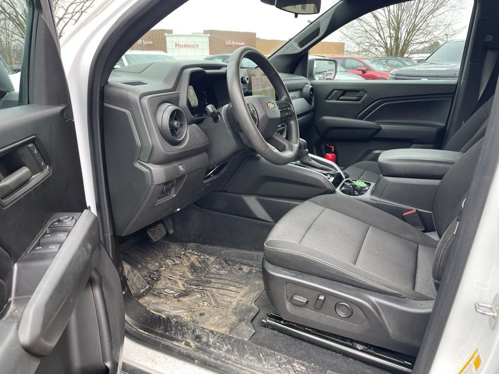 2023 Chevrolet Colorado WT