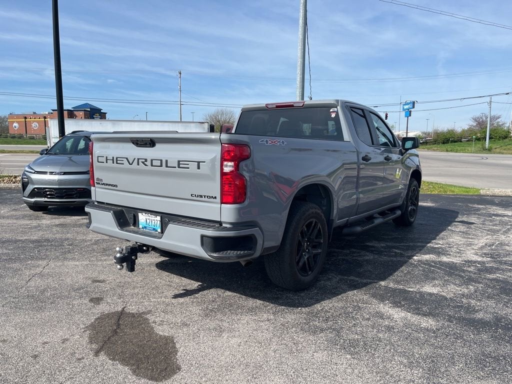 2024 Chevrolet Silverado 1500 Custom