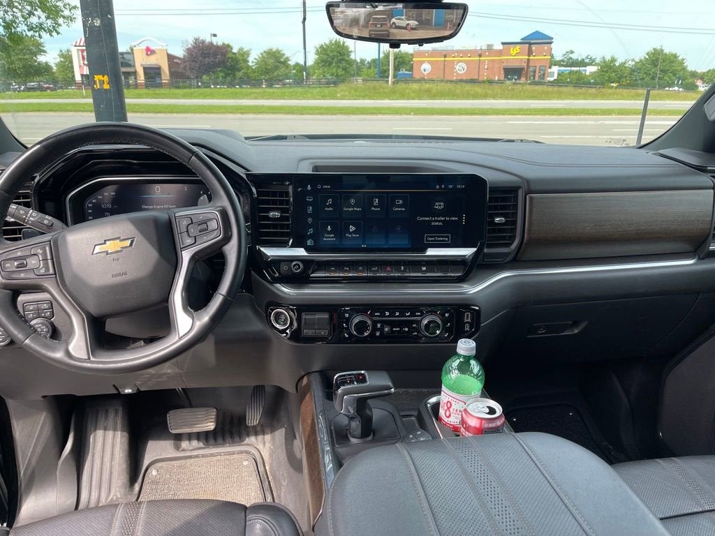 2023 Chevrolet Silverado 1500 High Country