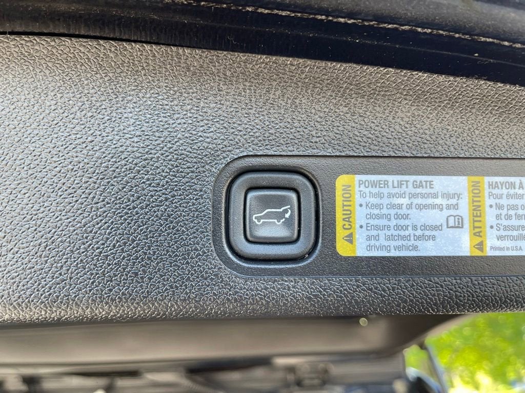 2008 GMC Yukon XL Base