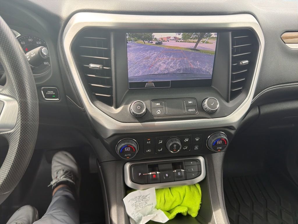 2023 GMC Acadia SLE