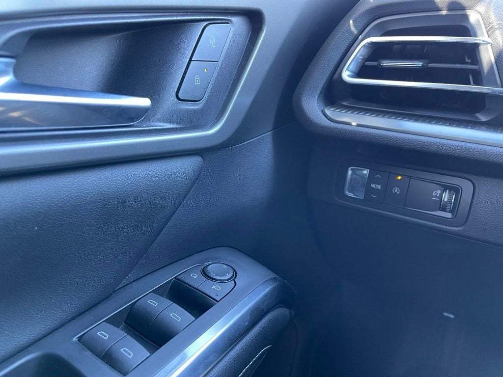 2024 Chevrolet Traverse LS