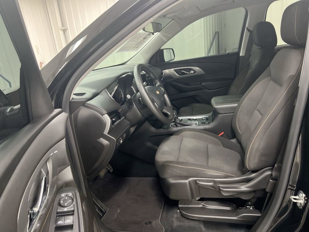 2021 Chevrolet Traverse LS
