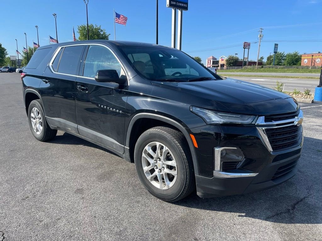 2023 Chevrolet Traverse LS