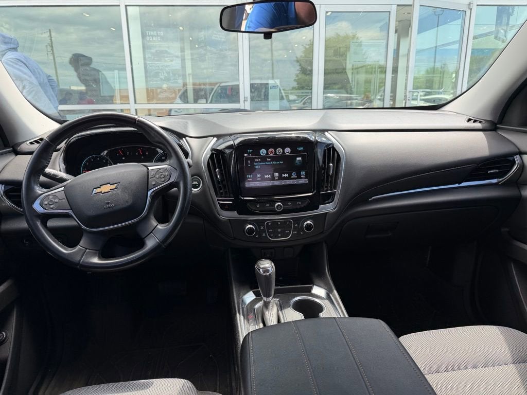 2018 Chevrolet Traverse LT Cloth