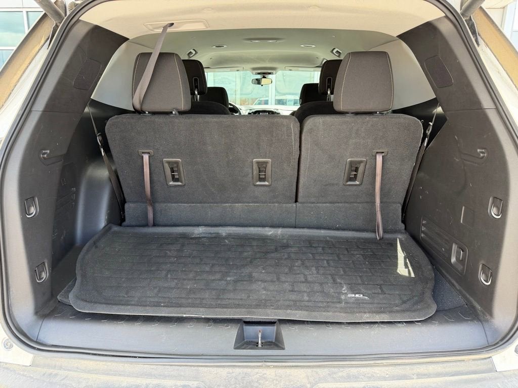 2018 Chevrolet Traverse LT Cloth