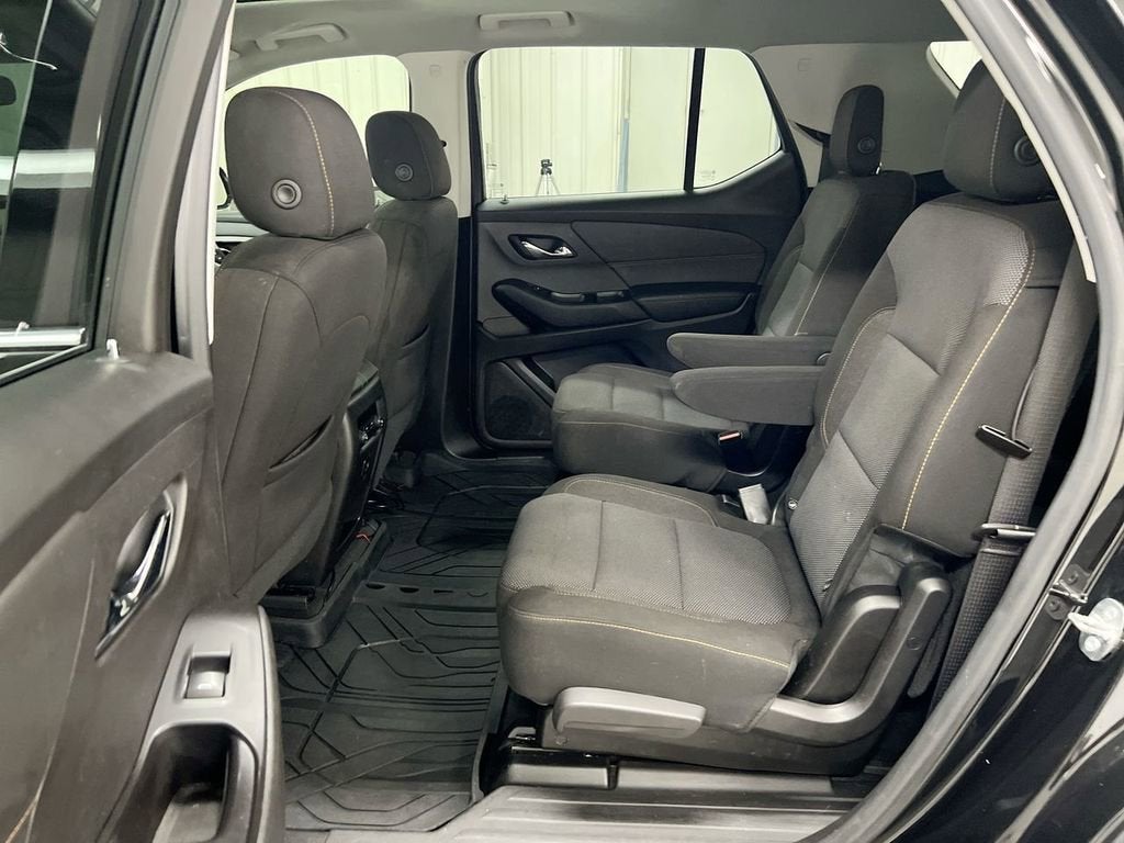2018 Chevrolet Traverse LT Cloth