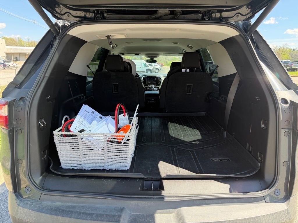 2021 Chevrolet Traverse LT Cloth