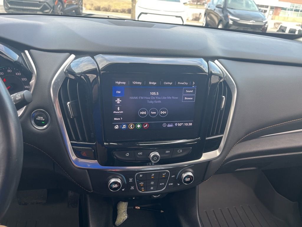 2020 Chevrolet Traverse LT Cloth