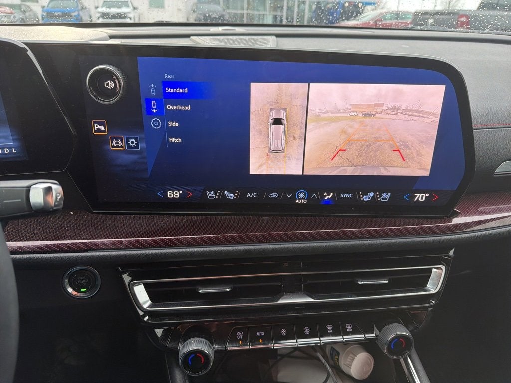 2025 Chevrolet Traverse RS