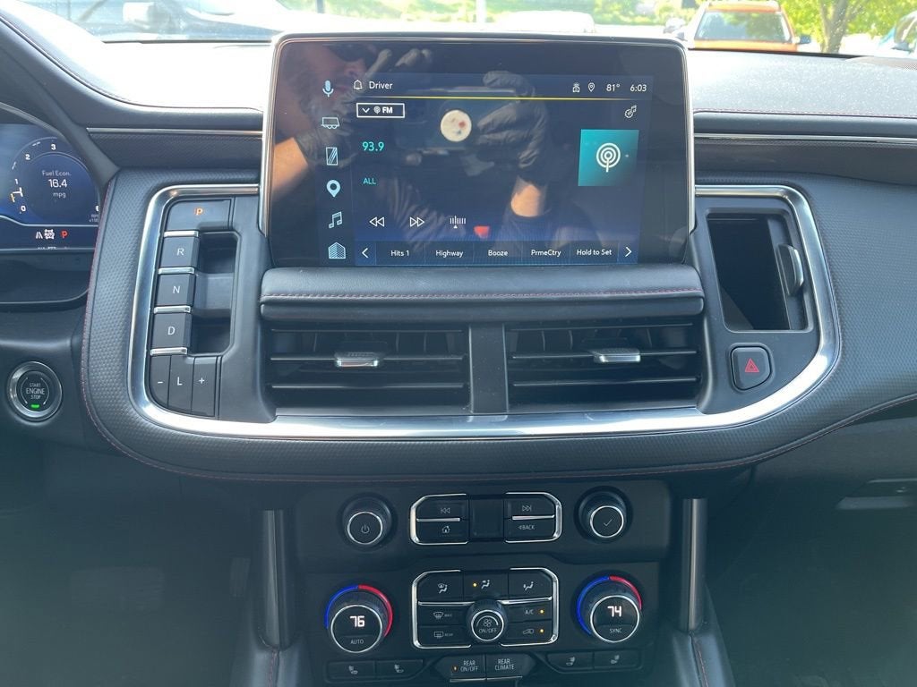 2023 Chevrolet Suburban RST