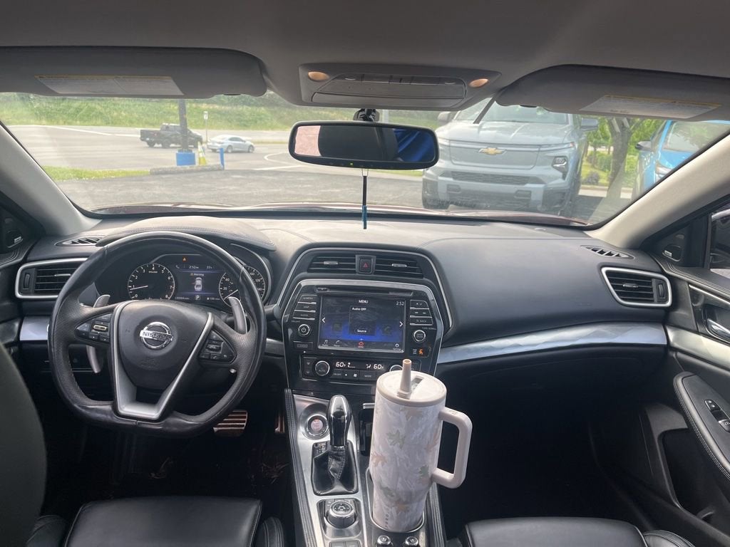 2017 Nissan Maxima SR