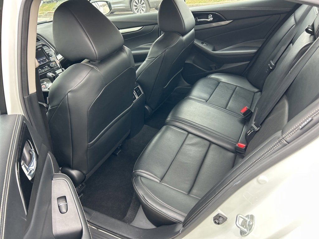 2023 Nissan Maxima SV