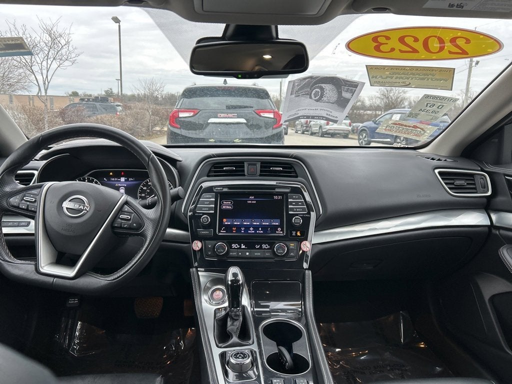 2023 Nissan Maxima SV