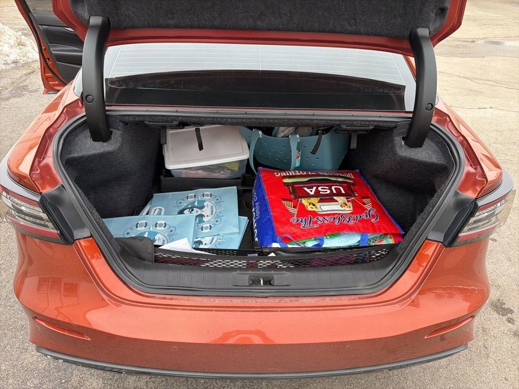 2021 Nissan Maxima SR