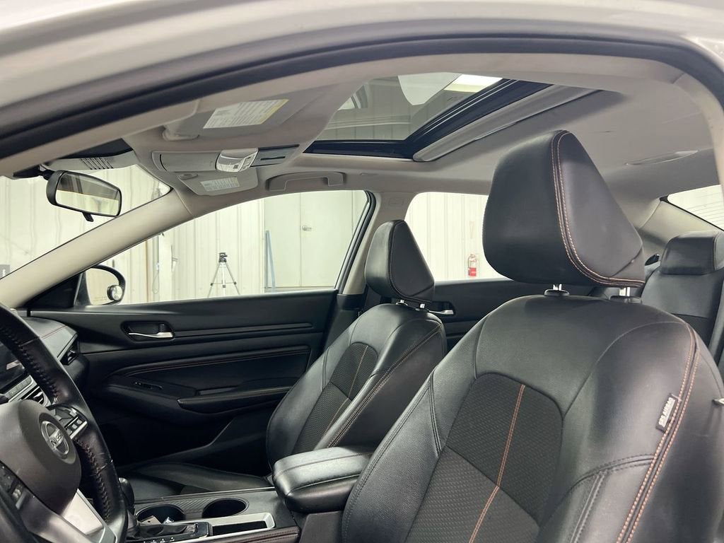 2020 Nissan Altima 2.0 SR