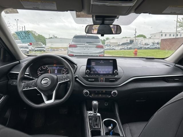 2021 Nissan Altima 2.5 SV